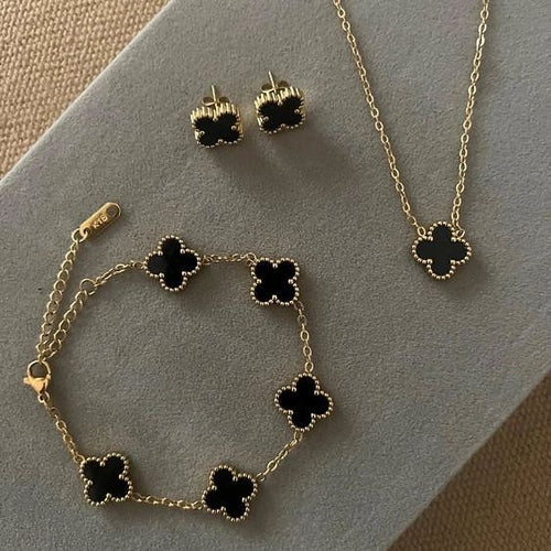 Black Clover Set & Bracelet