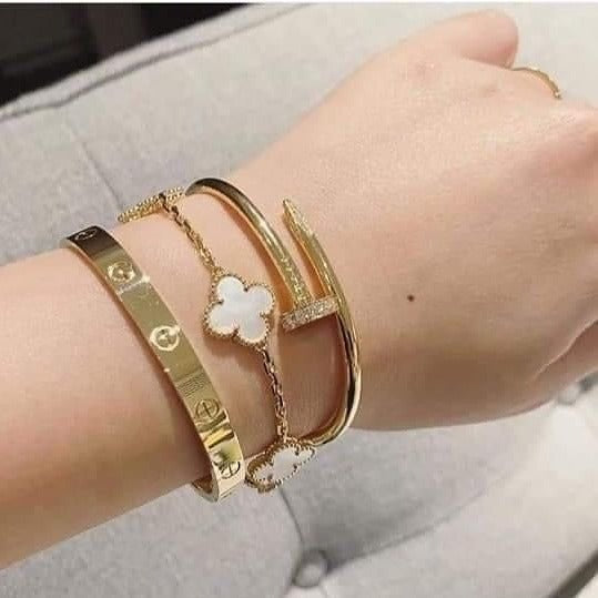 Trio Gem Bangle & White Clover